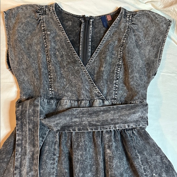 Pilcro Midi Denim Dress Size 0 - Picture 7 of 14
